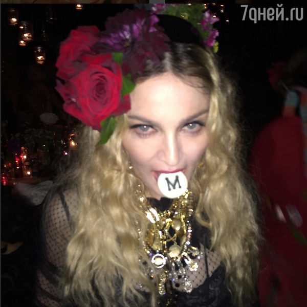 Мадонна примерила на себя образ цыганки