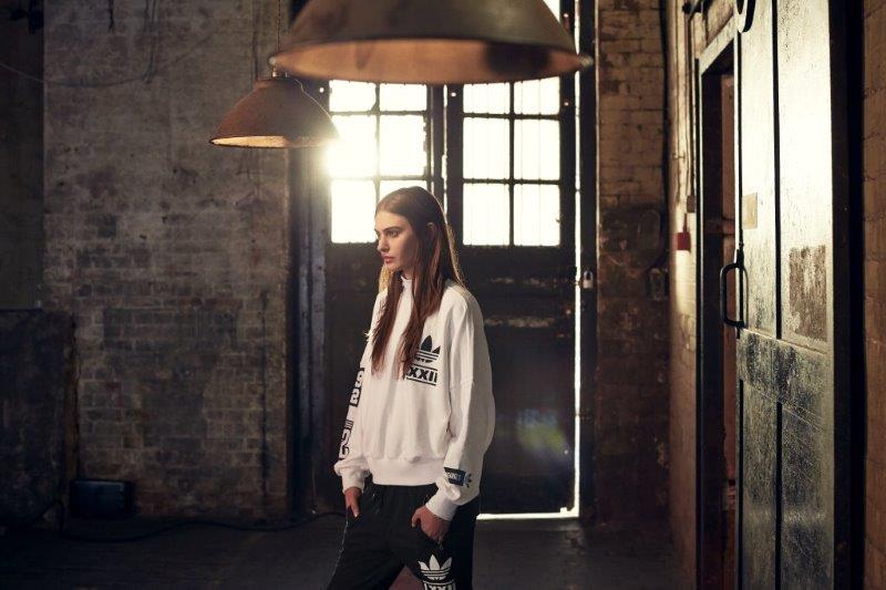 adidas Originals представляет линейку Berlin из женской коллекции Around The World adidas Originals представляет линейку Berlin из женской коллекции Around The World