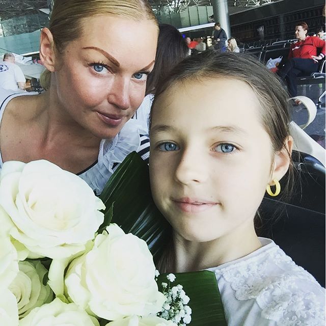 Анастасия Волочкова готовится отправить дочь на Евровидение