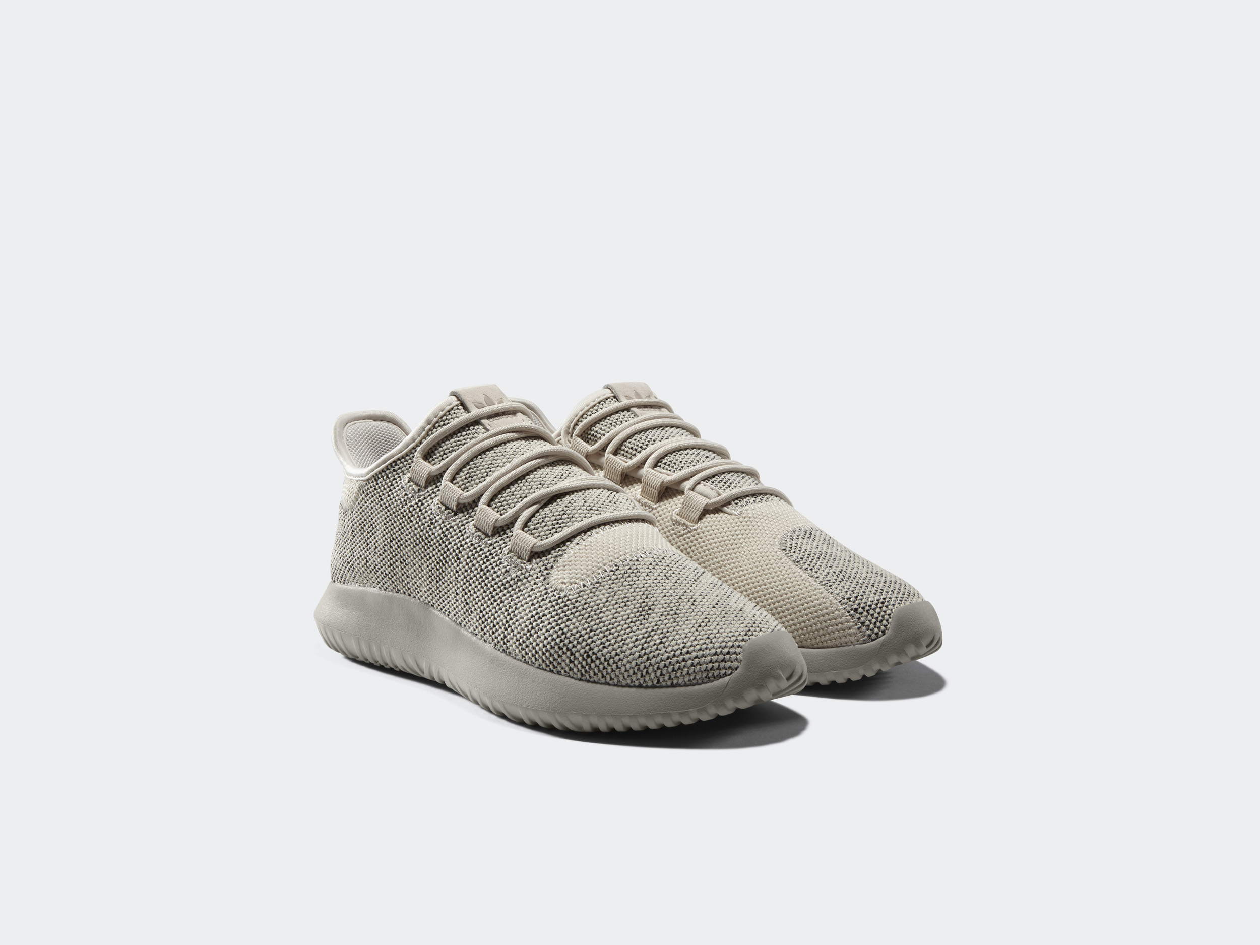 adidas Originals представляет новые версии кроссовок Tubular Shadow adidas Originals представляет новые версии кроссовок Tubular Shadow