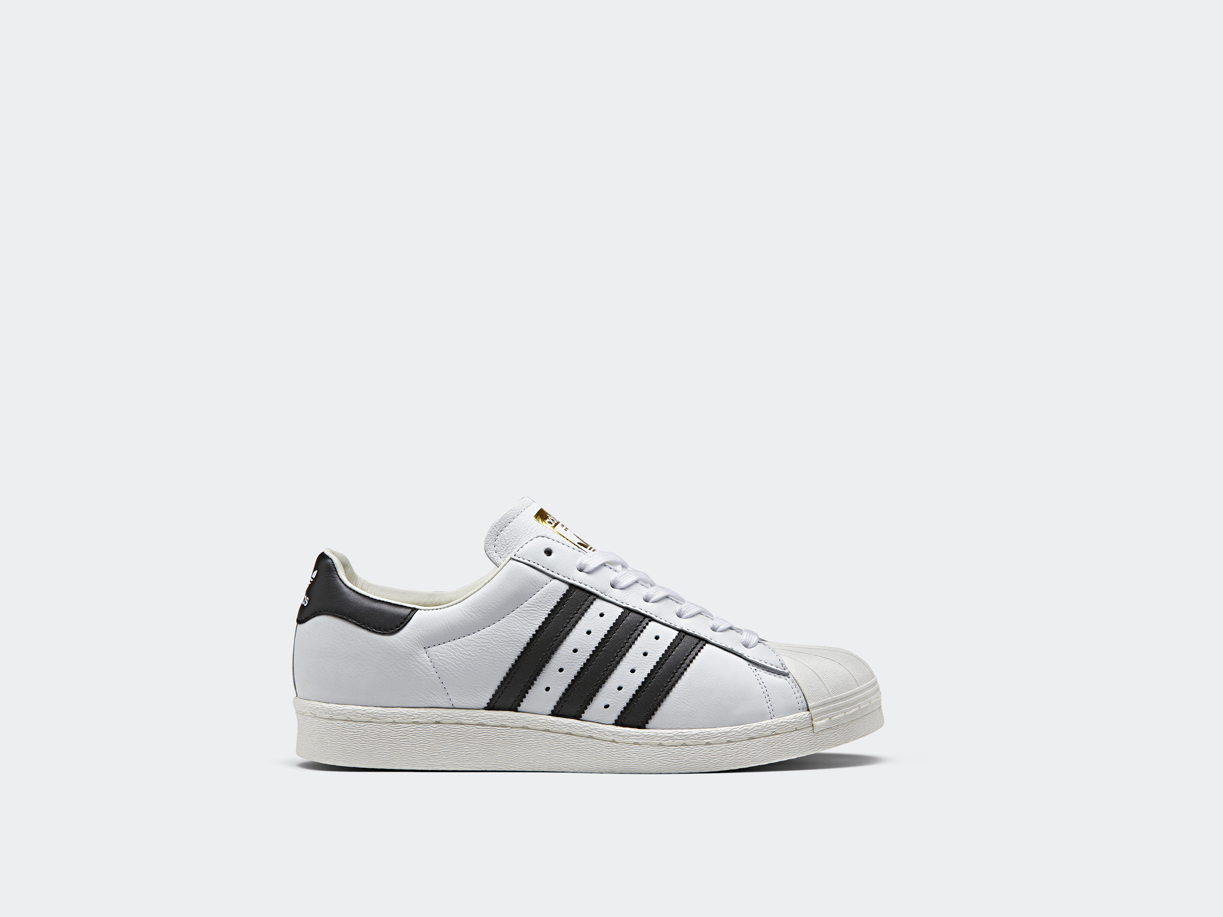 adidas Originals представляет силуэт Superstar BOOST adidas Originals представляет силуэт Superstar BOOST