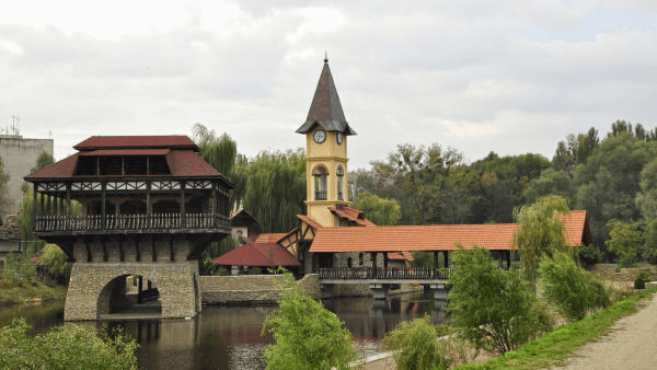 Парк Реформации в Черновцах является уникальным и единственным в мире