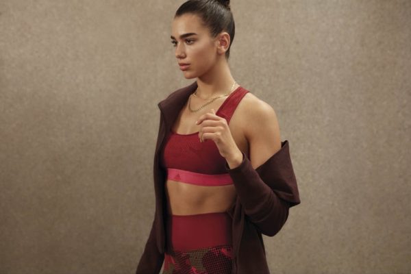 Новая капсульная коллекция adidas для женщин + Эксклюзивный ремикс на песню Dua Lipa – Begging Новая капсульная коллекция adidas для женщин + Эксклюзивный ремикс на песню Dua Lipa – Begging