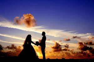 Брак – отмирающее явление?